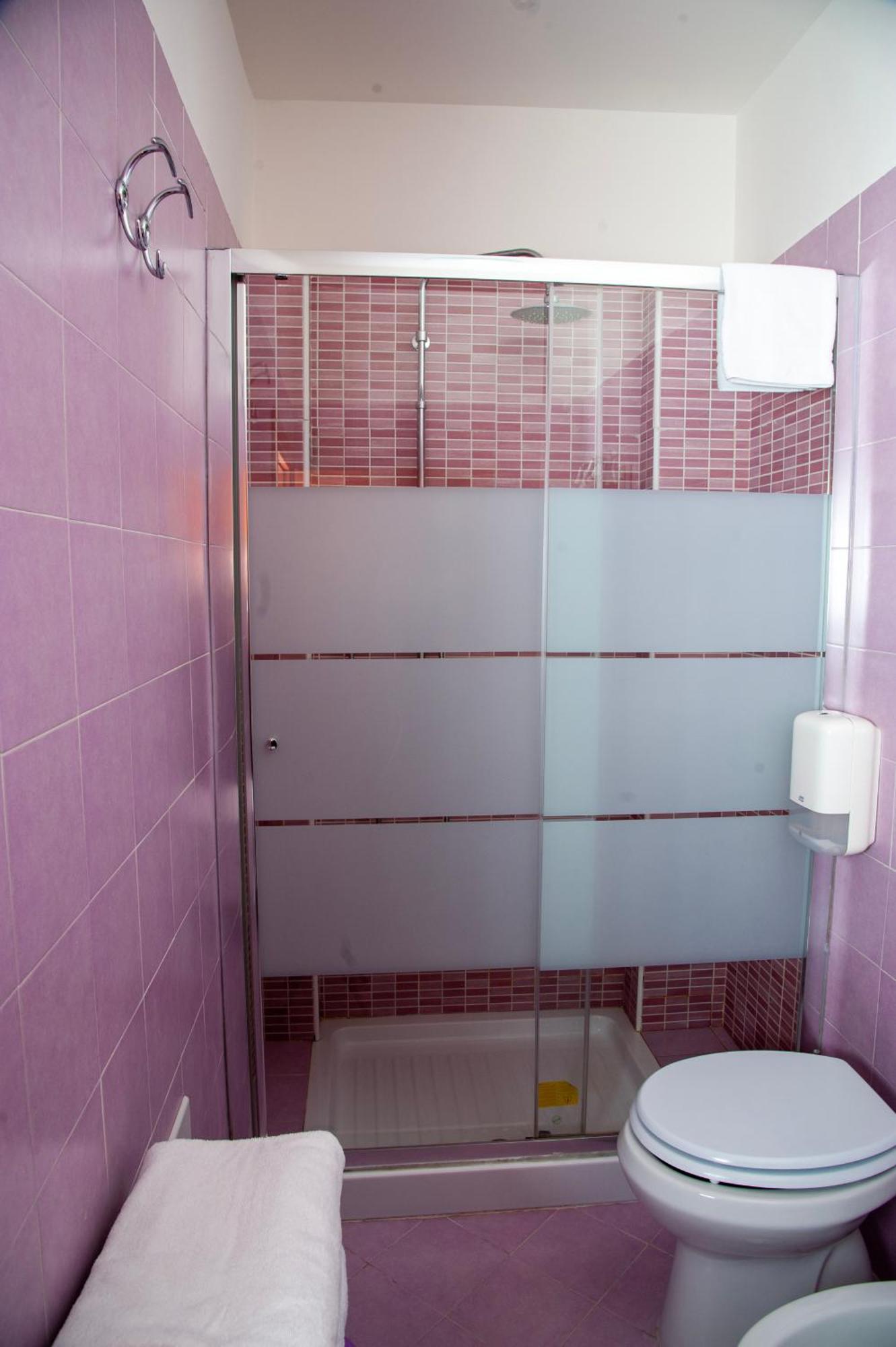 Palazzo Carafa Della Spina Room And Apartment 나폴리 외부 사진